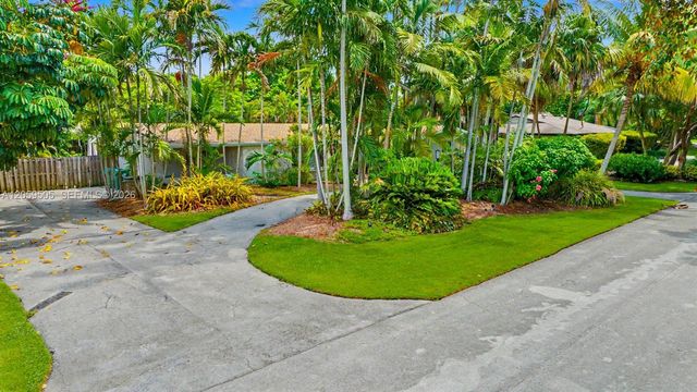 7331 SW 117th Ter, Pinecrest, FL 33156
