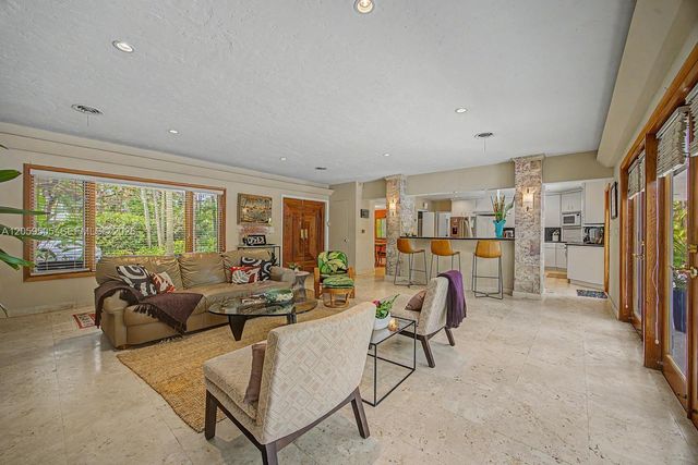 7331 SW 117th Ter, Pinecrest, FL 33156