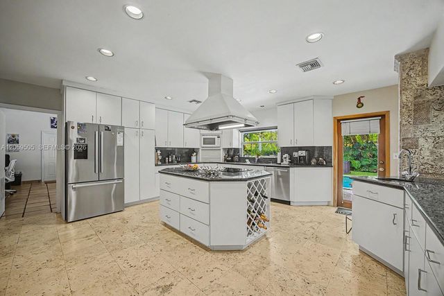 7331 SW 117th Ter, Pinecrest, FL 33156