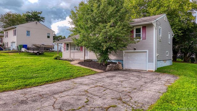 30 Chestnut Avenue, Middletown, NY 10940