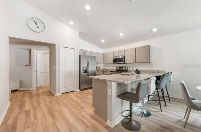 979 PEARLY RIDGE LANE, Lakeland, FL 33809