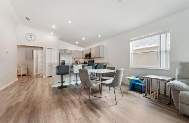 979 PEARLY RIDGE LANE, Lakeland, FL 33809