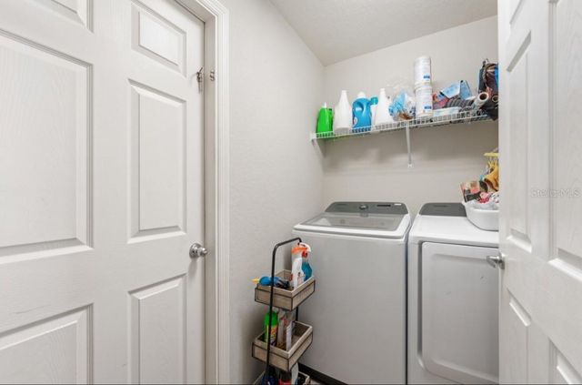 979 PEARLY RIDGE LANE, Lakeland, FL 33809