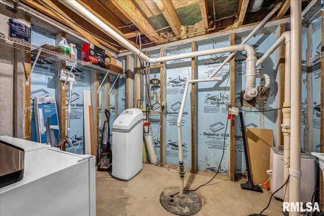 1930 COBBLESTONE Avenue, Washington, IL 61571