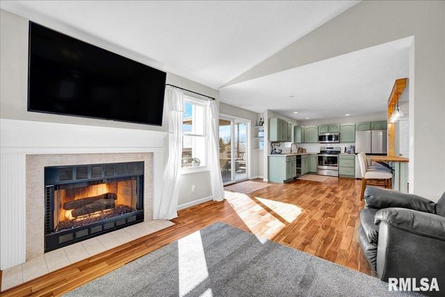 1930 COBBLESTONE Avenue, Washington, IL 61571