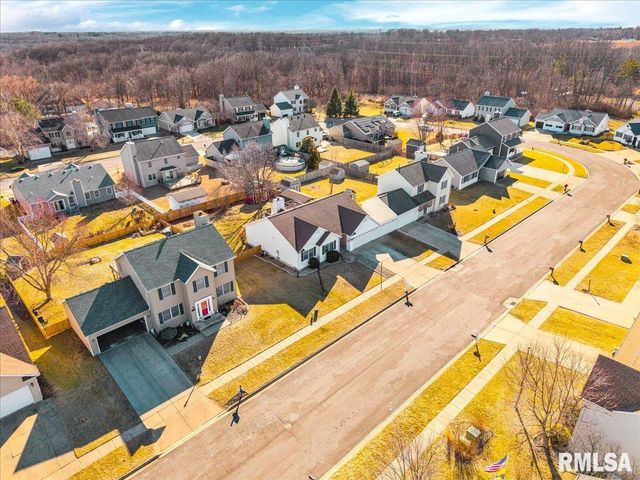 1930 COBBLESTONE Avenue, Washington, IL 61571