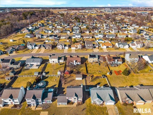 1930 COBBLESTONE Avenue, Washington, IL 61571