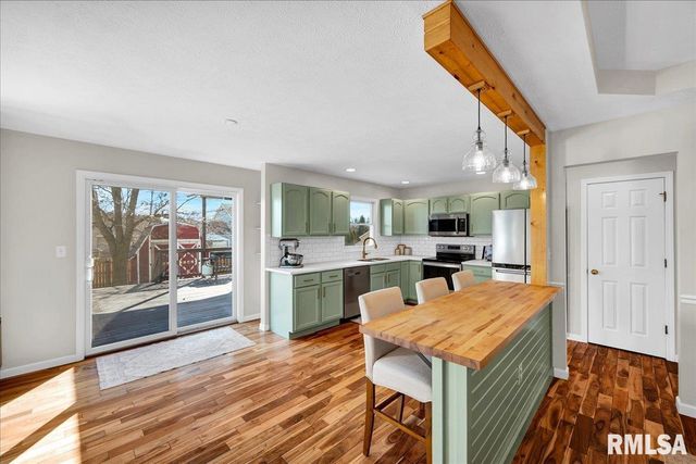 1930 COBBLESTONE Avenue, Washington, IL 61571