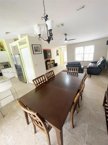 357 NE Gulfstream Ave -, Port St. Lucie, FL 34983