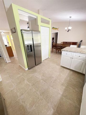 357 NE Gulfstream Ave -, Port St. Lucie, FL 34983