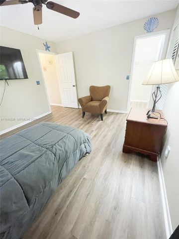 357 NE Gulfstream Ave -, Port St. Lucie, FL 34983