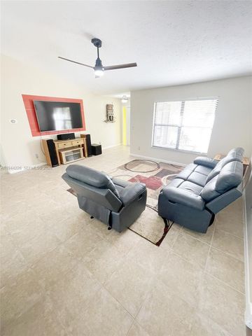 357 NE Gulfstream Ave -, Port St. Lucie, FL 34983