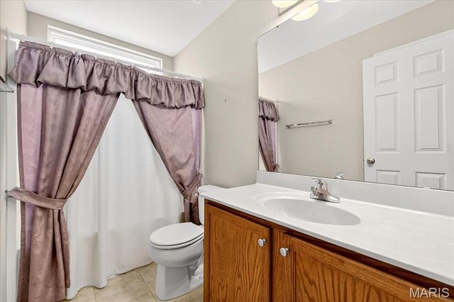 2514 Newpoint Drive, Wildwood, MO 63011