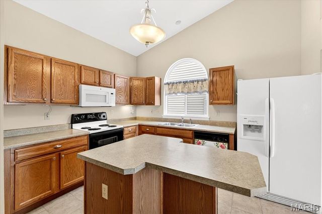 2514 Newpoint Drive, Wildwood, MO 63011