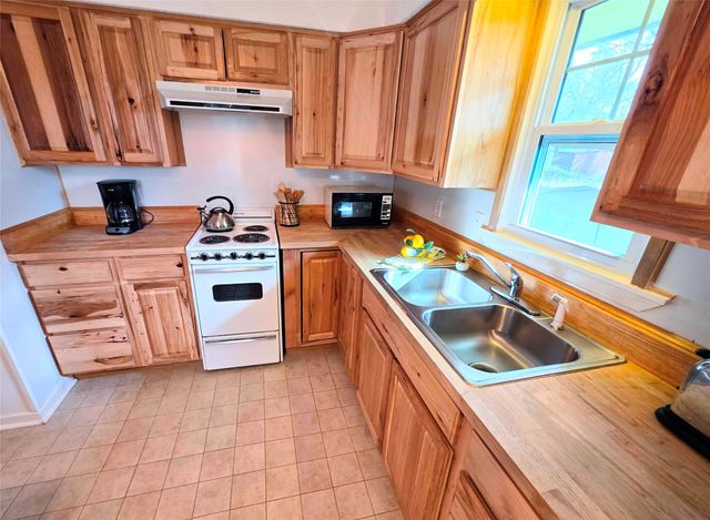 178 Indian Gap Drive, Mabank, TX 75156