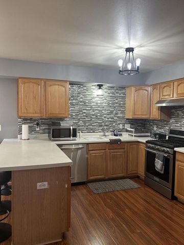1304 W Garfield AVENUE, Milwaukee, WI 53205