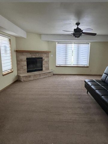 1304 W Garfield AVENUE, Milwaukee, WI 53205
