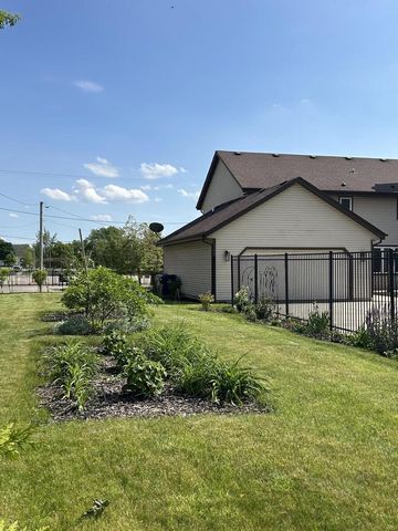 1304 W Garfield AVENUE, Milwaukee, WI 53205