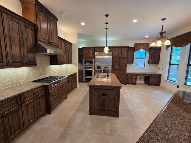 8803 Van Allen Drive, The Woodlands, TX 77381