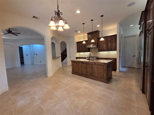 8803 Van Allen Drive, The Woodlands, TX 77381