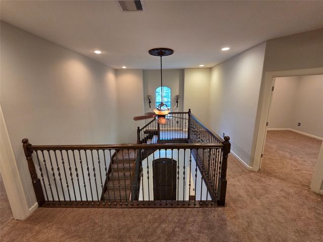 8803 Van Allen Drive, The Woodlands, TX 77381