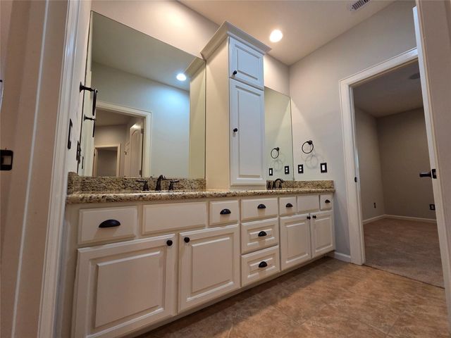 8803 Van Allen Drive, The Woodlands, TX 77381