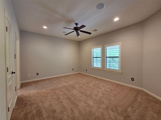 8803 Van Allen Drive, The Woodlands, TX 77381