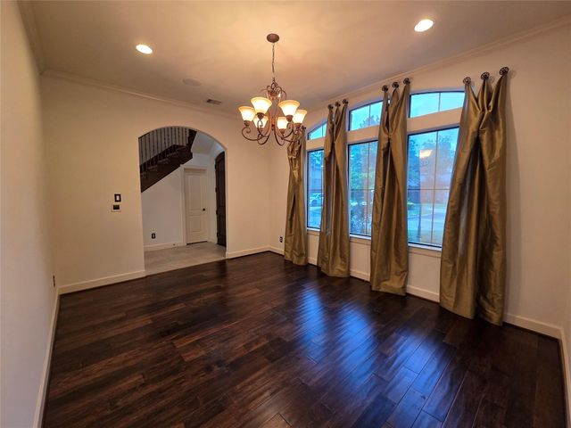 8803 Van Allen Drive, The Woodlands, TX 77381