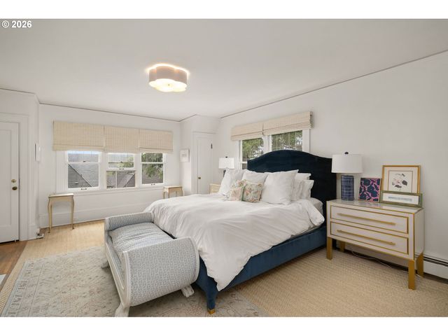 1708 Sw HAWTHORNE Ter, Portland, OR 97201