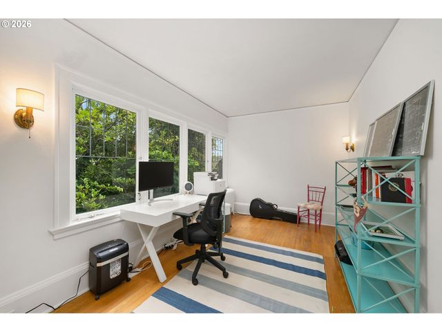 1708 Sw HAWTHORNE Ter, Portland, OR 97201