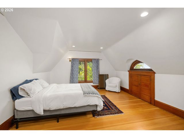 1708 Sw HAWTHORNE Ter, Portland, OR 97201