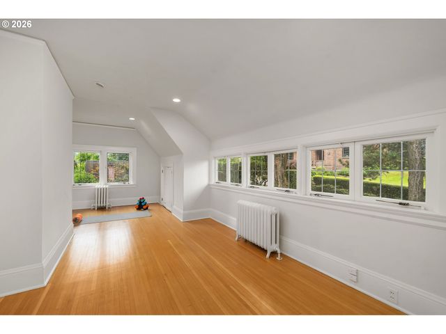 1708 Sw HAWTHORNE Ter, Portland, OR 97201