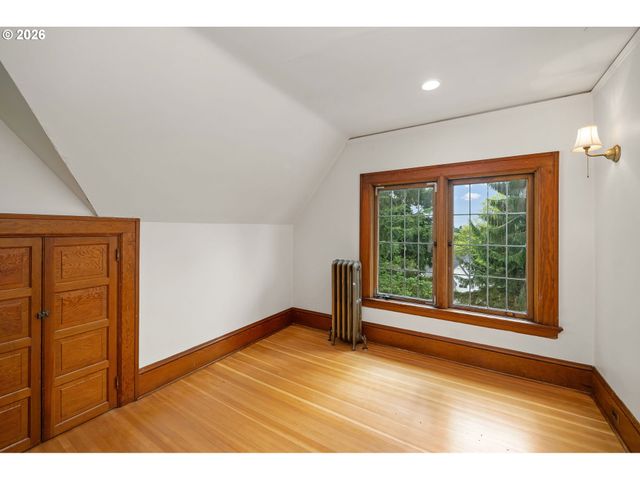 1708 Sw HAWTHORNE Ter, Portland, OR 97201