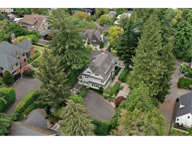 1708 Sw HAWTHORNE Ter, Portland, OR 97201