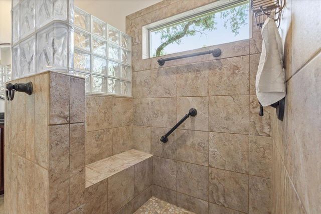 116 Hacienda Heights CV, Georgetown, TX 78633