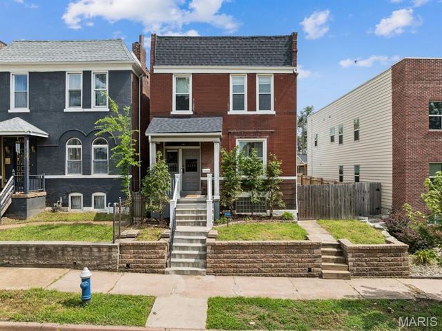 3329 Vista Avenue, St Louis, MO 63104