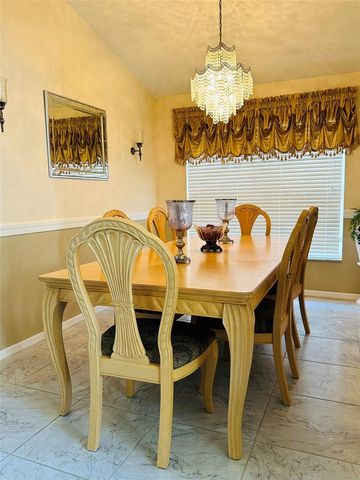 1049 LAKE BERKLEY DRIVE, Kissimmee, FL 34746