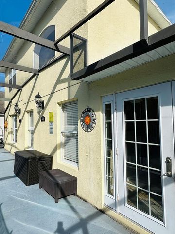 1049 LAKE BERKLEY DRIVE, Kissimmee, FL 34746