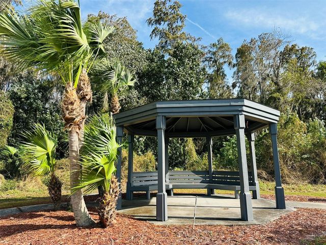 1049 LAKE BERKLEY DRIVE, Kissimmee, FL 34746