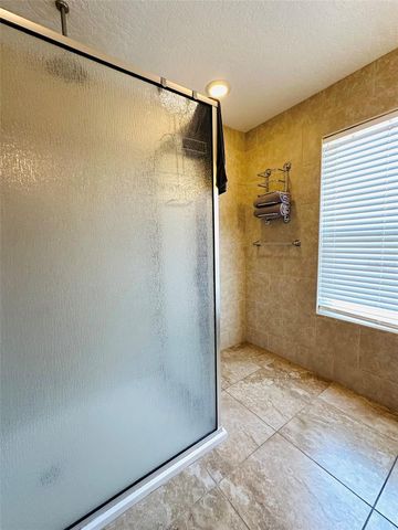 1049 LAKE BERKLEY DRIVE, Kissimmee, FL 34746