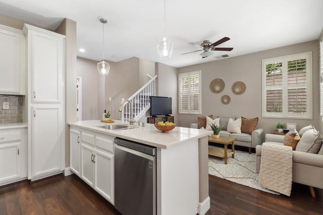 641 Navigator Dr, Lincoln, CA 95648