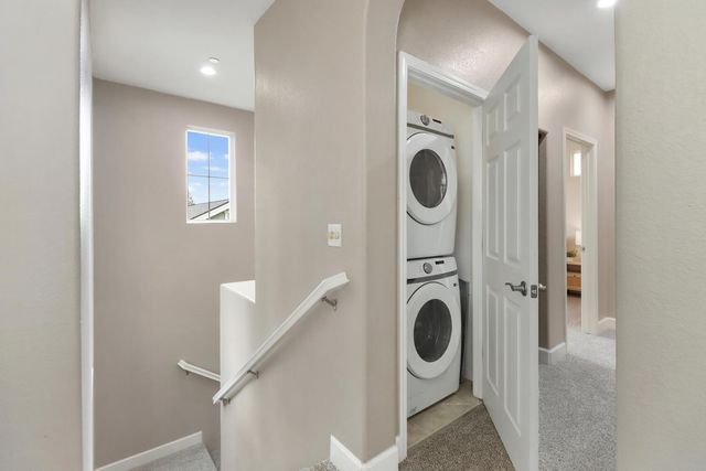 641 Navigator Dr, Lincoln, CA 95648