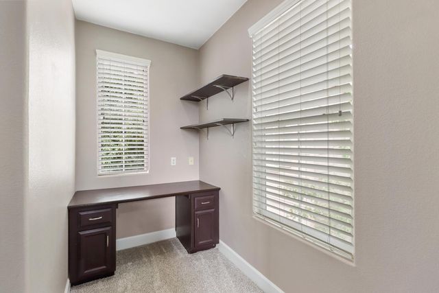 641 Navigator Dr, Lincoln, CA 95648