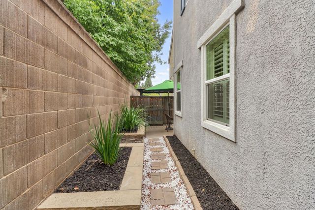 641 Navigator Dr, Lincoln, CA 95648