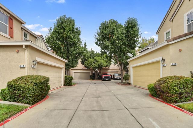 641 Navigator Dr, Lincoln, CA 95648