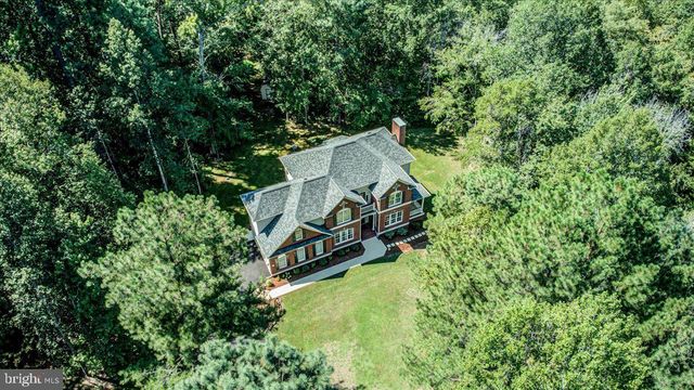 5 BEAVER RIDGE RD, Stafford, VA 22556