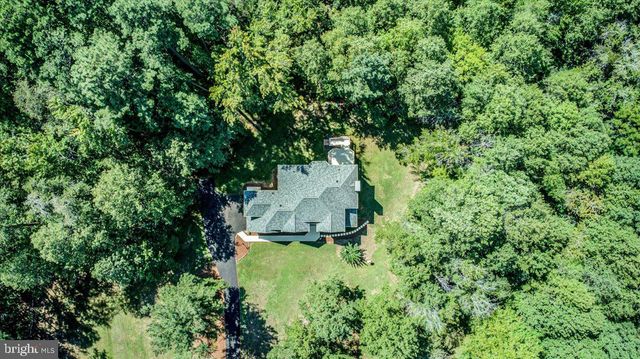 5 BEAVER RIDGE RD, Stafford, VA 22556