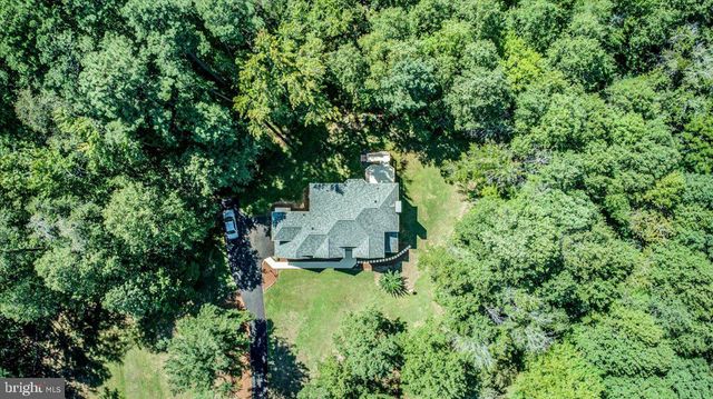 5 BEAVER RIDGE RD, Stafford, VA 22556