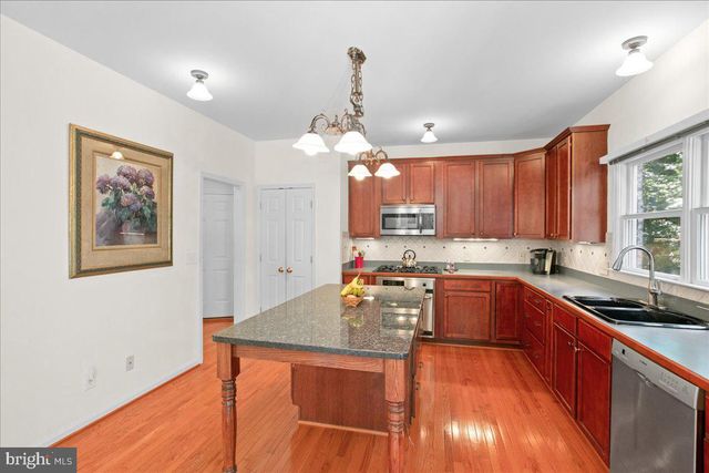 5 BEAVER RIDGE RD, Stafford, VA 22556