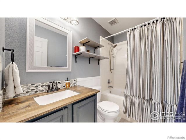 926 Thornhill Place, Fort Collins, CO 80524